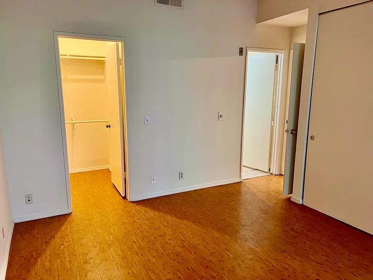 2224 River Run Dr #141 — Photo 10