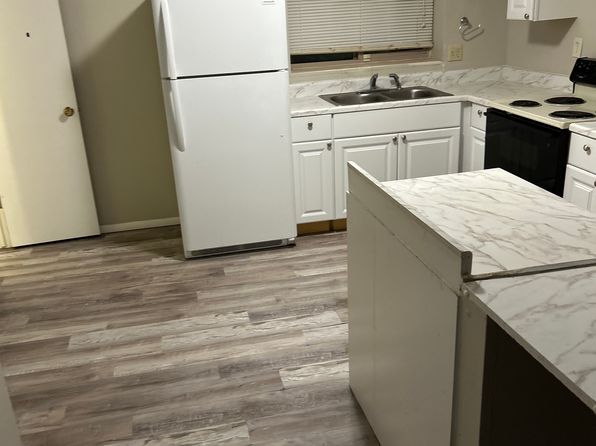 2032 Friendship Pl APT 2