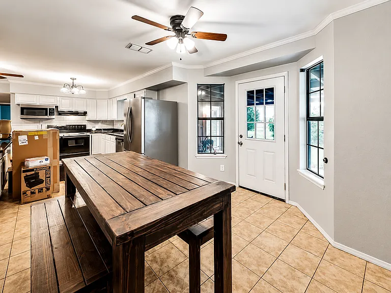 5880 V V Jones Rd — Photo 10