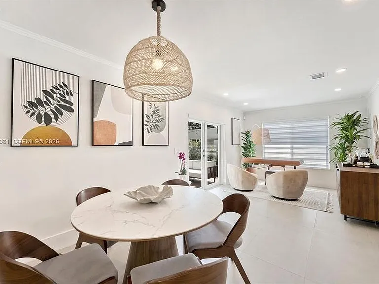 45 Palermo Ave — Photo 10