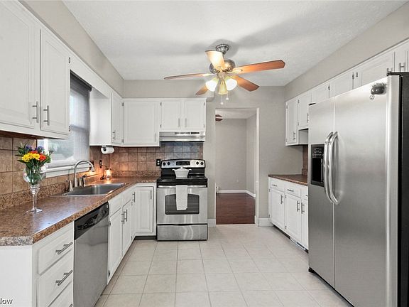 5th image of 834 Trailwood Dr