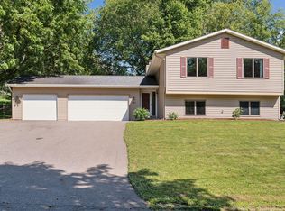 854 Gabriel Rd, Saint Paul, MN 55119