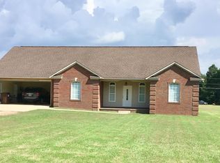 60007 Edgeworth Dr, Smithville, MS 38870
