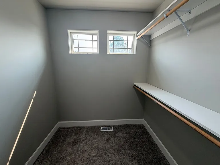 1508 N Western Ave — Photo 17