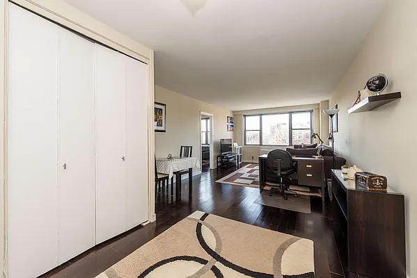 Sold by SBNY RE | media 6