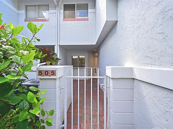 4th image of 6215 Old Court Rd APT 505