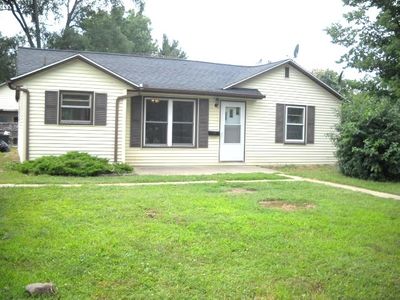 1113 School St, Henry, IL, 61537