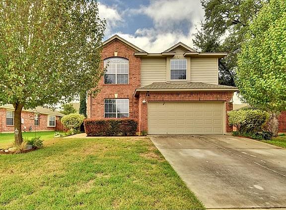 3rd image of 3313 Lynnbrook Dr