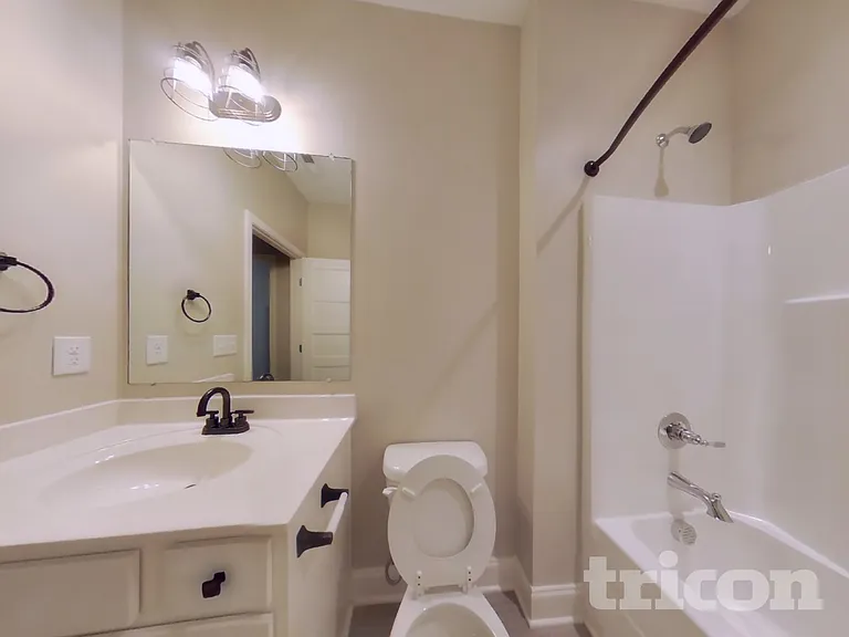 265 Bexley Way — Photo 13