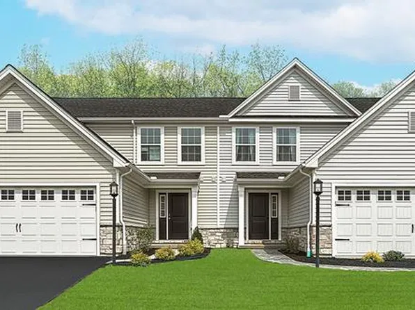 52 Long Bend Dr, Carlisle, PA 17015