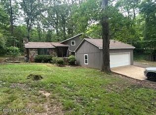 1382 Thunderbird Dr N, Hernando, MS 38632