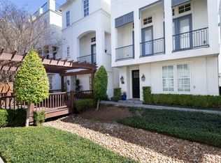 2123 McIlhenny St, Houston, TX 77004