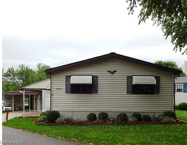 1st image of 13 Birch Ln #13