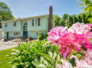 12 Spak Rd, Willington, CT 06279