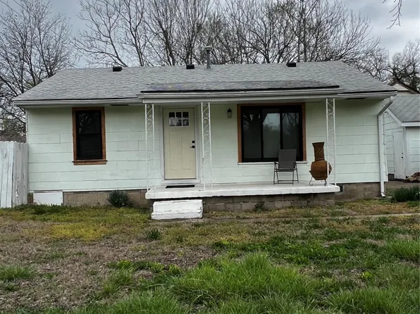 1611 S Santa Fe Ave, Bartlesville, OK 74003