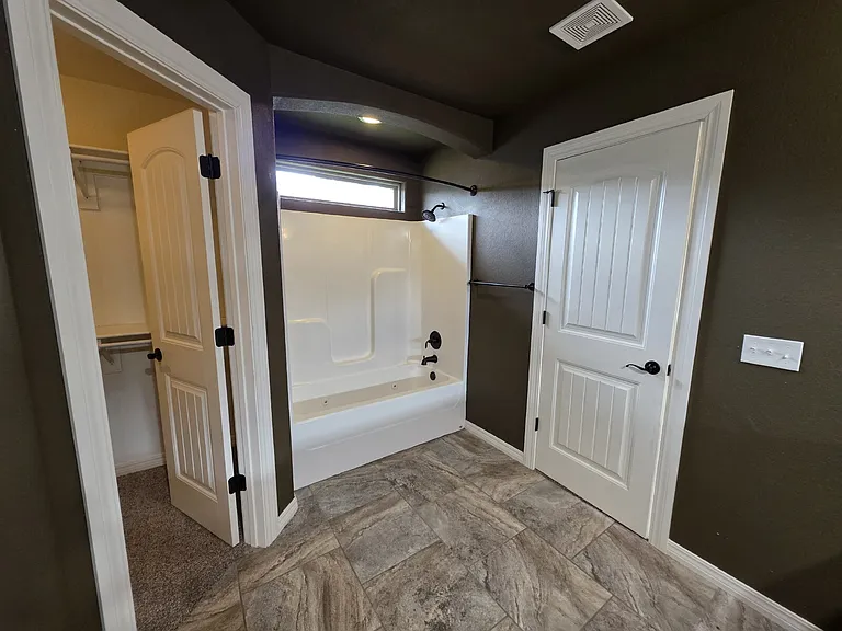 3072 N Autumn Rose Ave — Photo 15