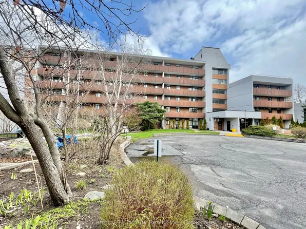 50 Old Kingston Rd #5-606, Toronto, ON M1E 4Y1