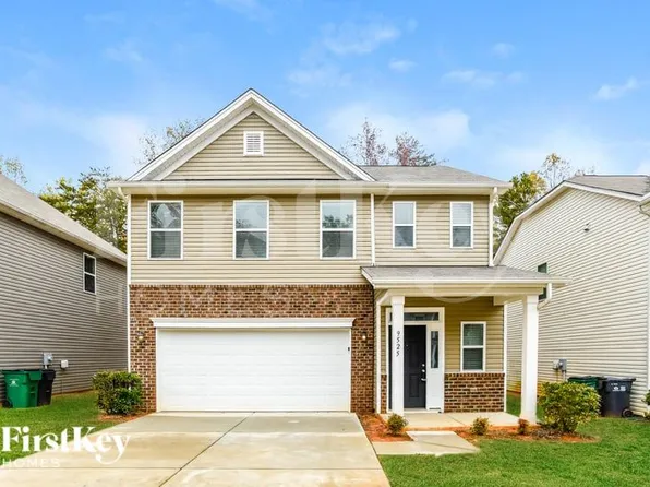 9525 Blue Knoll Ct, Charlotte, NC 28215