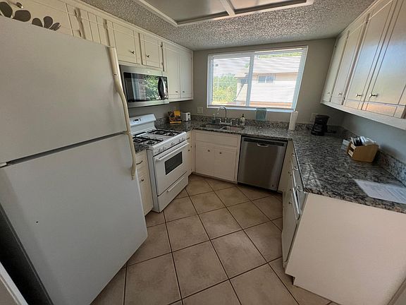 3rd image of 3208 Twinberry Cv #A