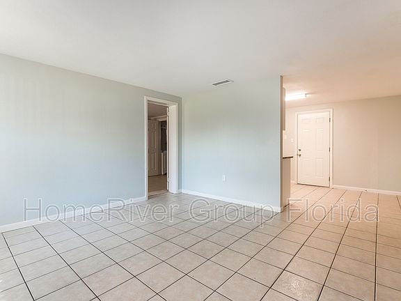 2nd image of 1521 Tradewinds Ave