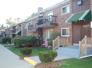 2905 Willow Ln APT D5, Zion, IL 60099