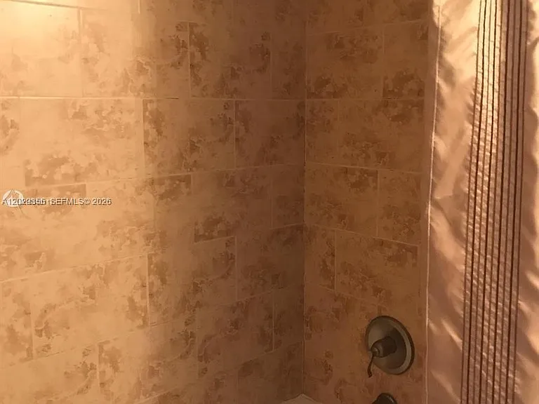 540 Brickell Key Dr #1122 — Photo 9