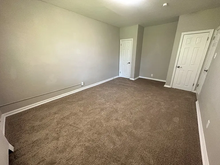 Greenside Manor — Photo 120