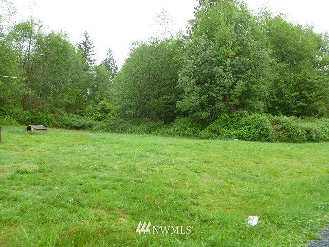 2nd image of 18015 25th Avenue NE