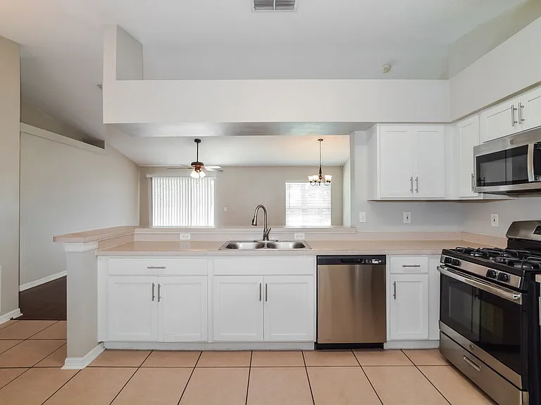 11837 Windflower Ct — Photo 6