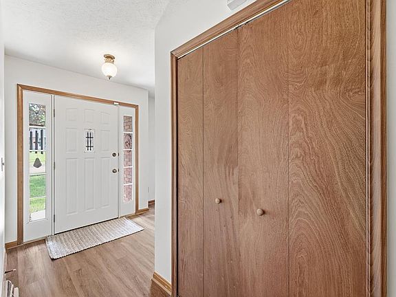 2nd image of 53 Betzstone Dr