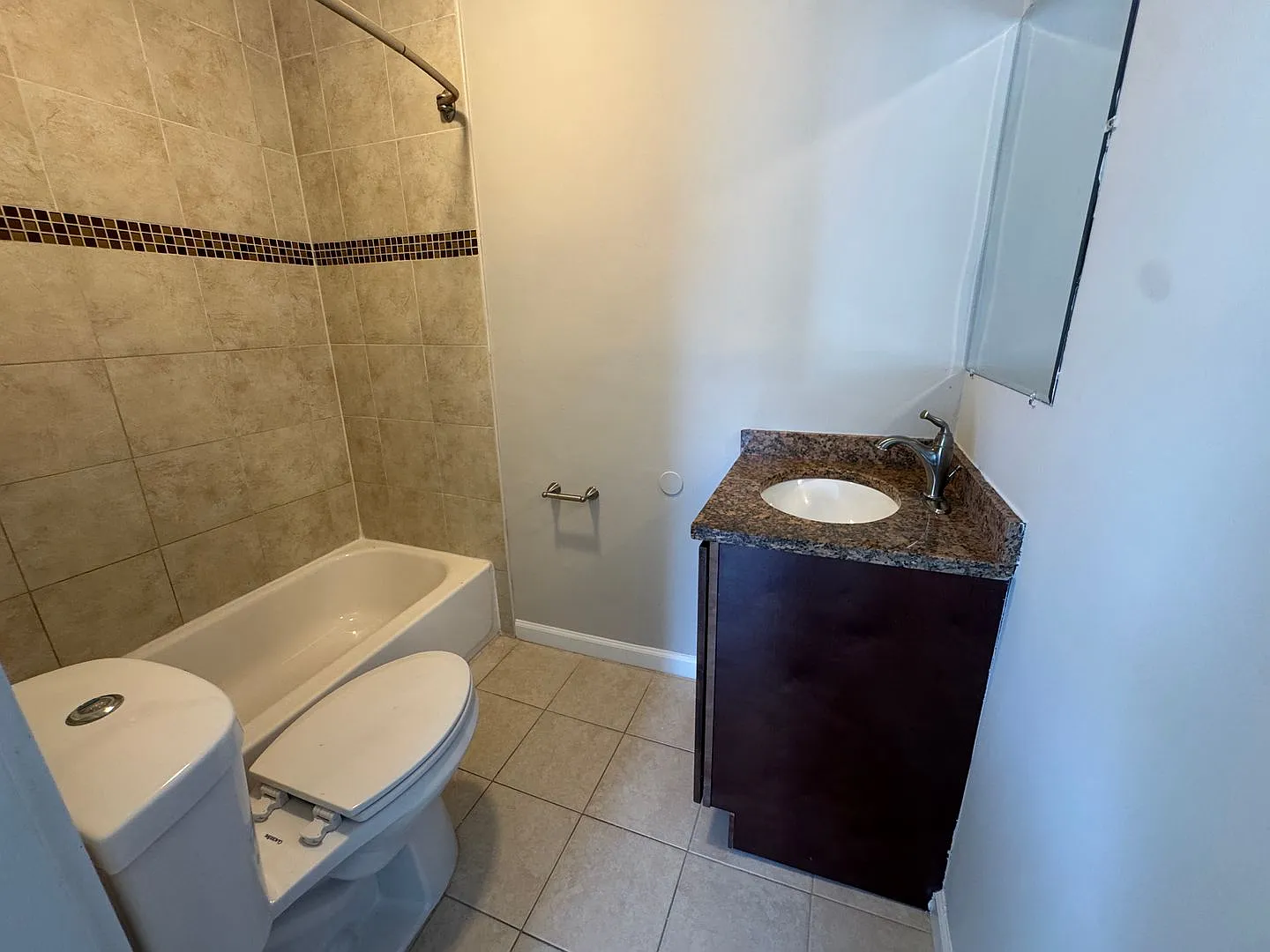 Freshly Updated!! 2 Bed Apartment - Quantico — Photo 4