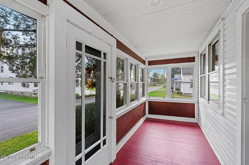 4th image of 226 Dartmouth Street