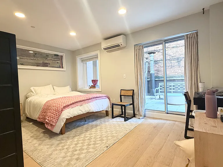 21 Ludlow St #2C — Photo 4