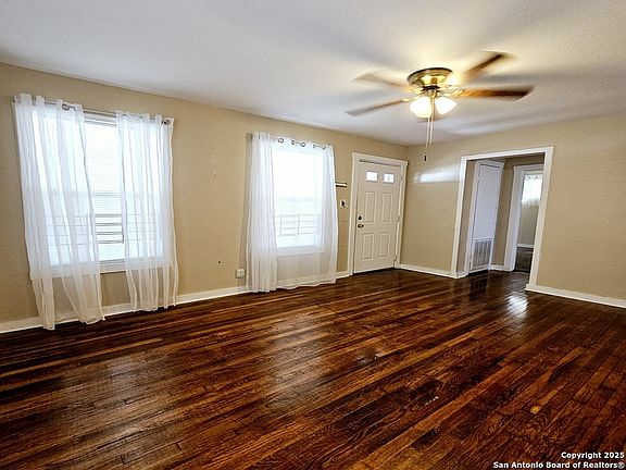 4th image of 539 HUMBLE AVE