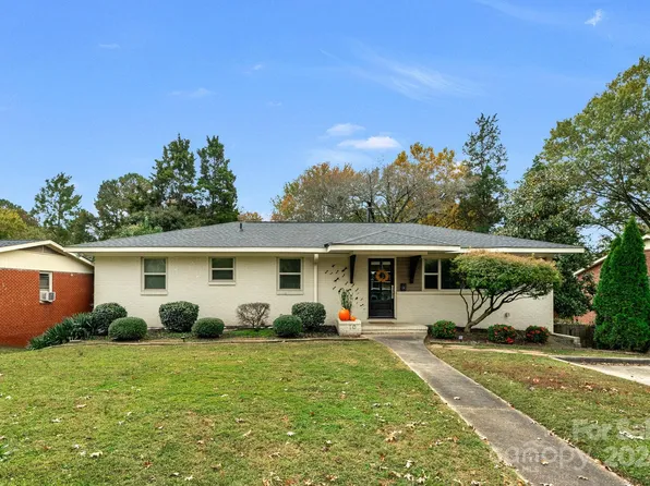 810 Seneca Pl, Charlotte, NC 28210