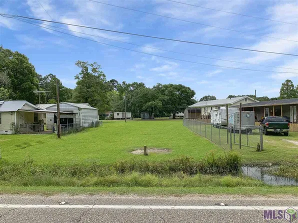 4 State Highway 22, Maurepas, LA 70449