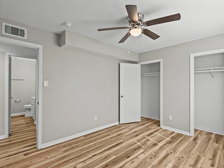 1927 Avenue M 1/2 #9 — Photo 8