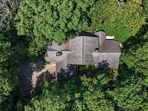 2nd image of 6415 River Chase Cir