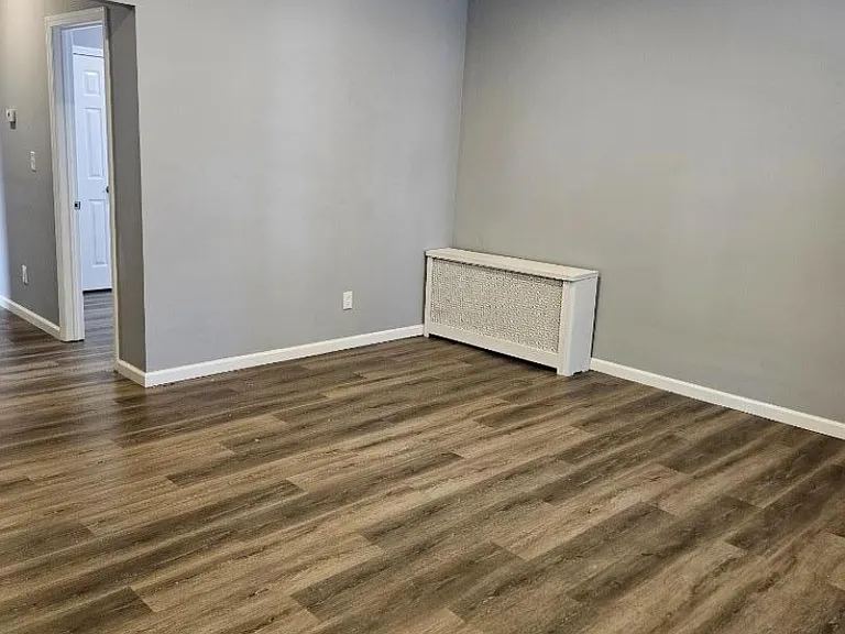 228 W End Ave — Photo 2