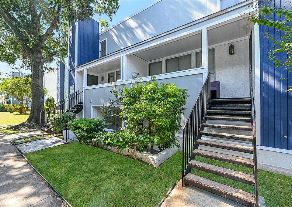 1st image of 781 Country Place Dr APT 2072