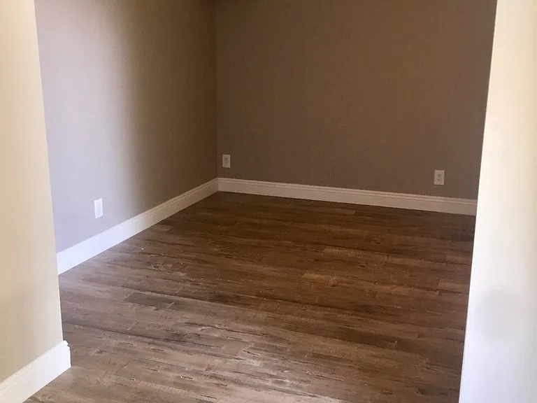 644 Atkins Dr — Photo 32