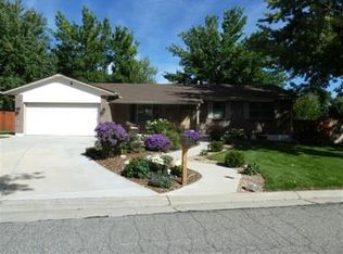 8228 Newland Ct, Arvada, CO 80003