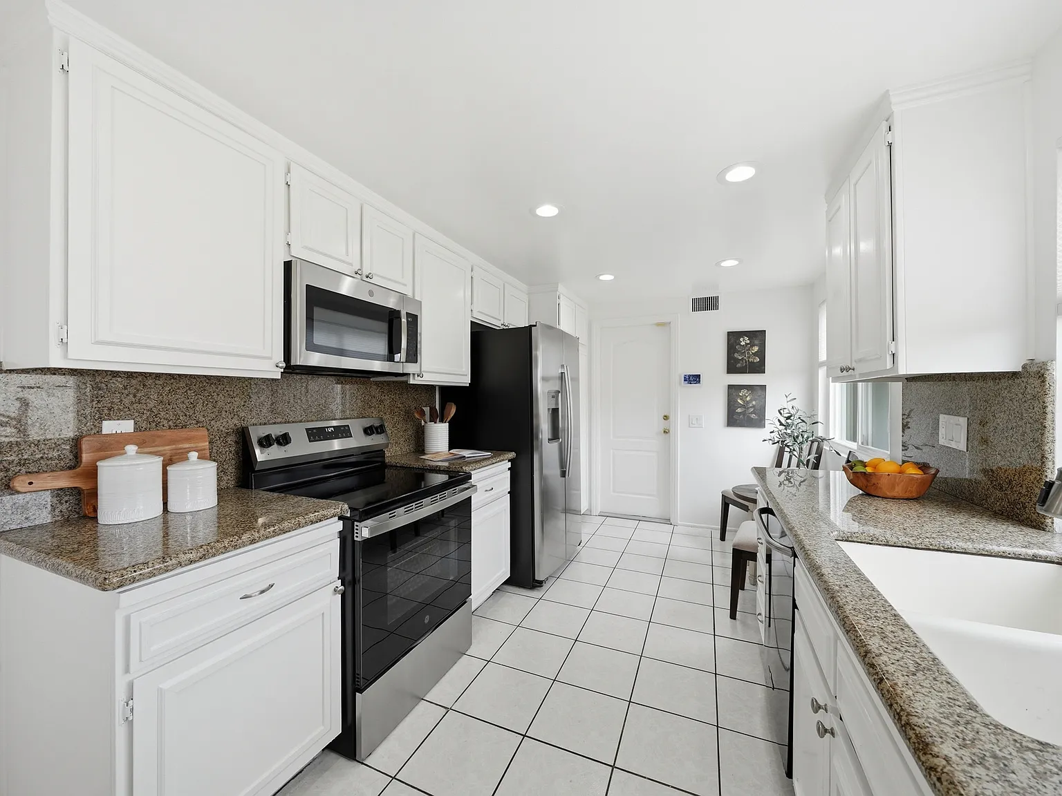 3 bed, 1514 sqft, $4,100 — Photo 4
