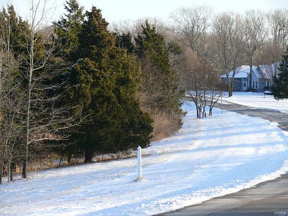 2nd image of 2166 Meadow Forest Dr