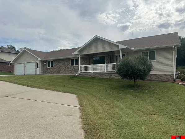 925 E Grove St, West Point, NE 68788