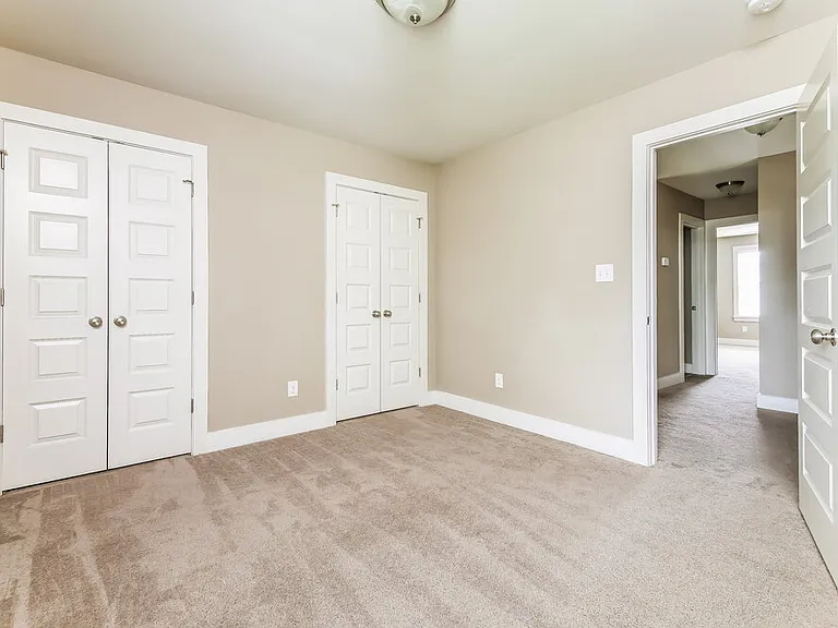 3016 Watsonia Dr — Photo 14