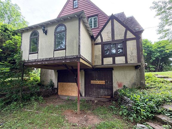2nd image of 53 Robinson Avenue