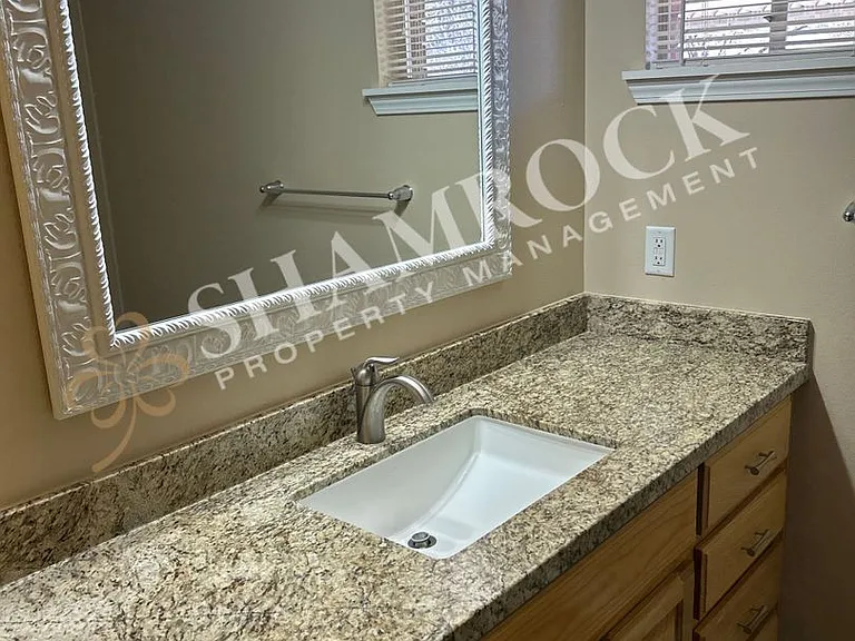 7733 Fairway Rd — Photo 6