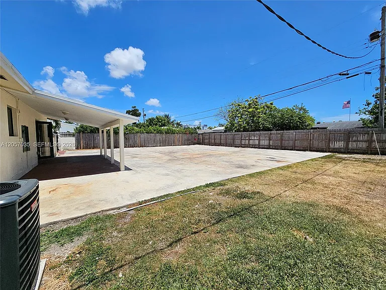 16321 SW 96th Ave — Photo 24