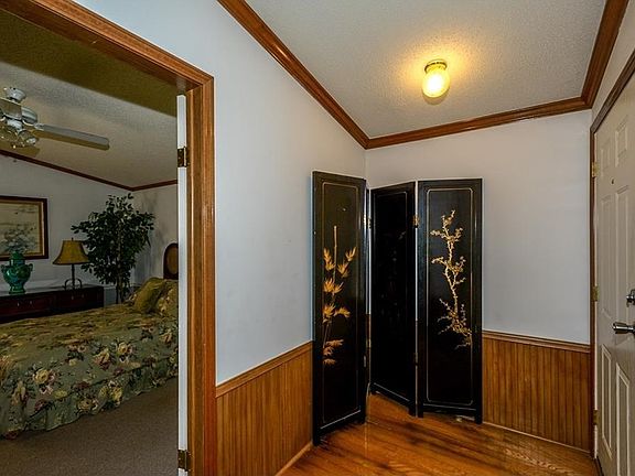 3rd image of 5132 Audubon Dr